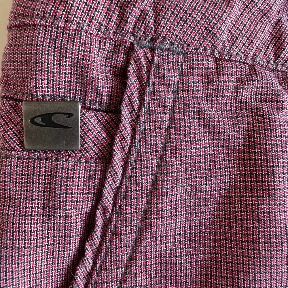 O’Neill Shorts - Picture 3 of 7